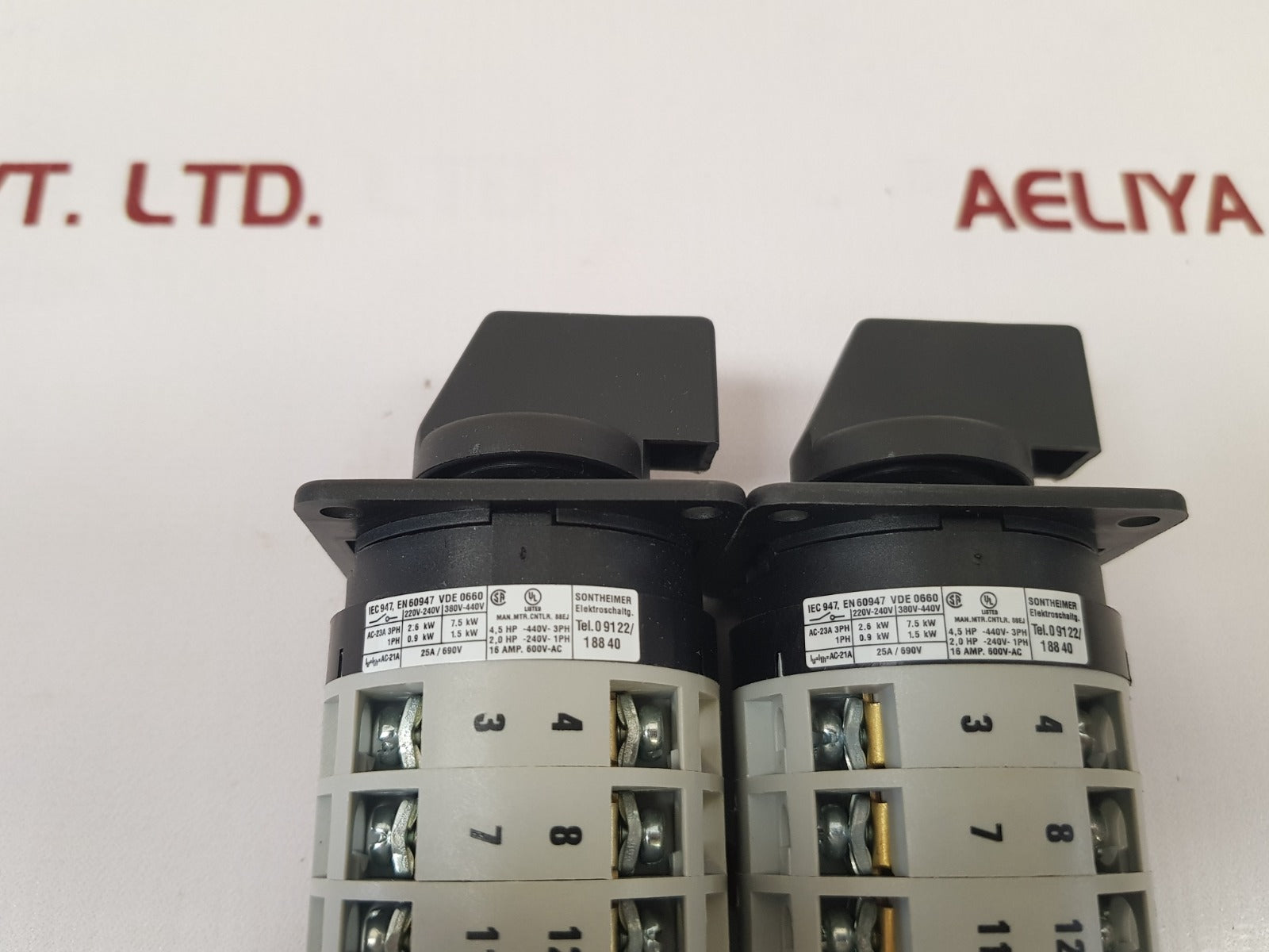 Sontheimer A438532 Rotary Cam Switch – Aeliya Marine Tech