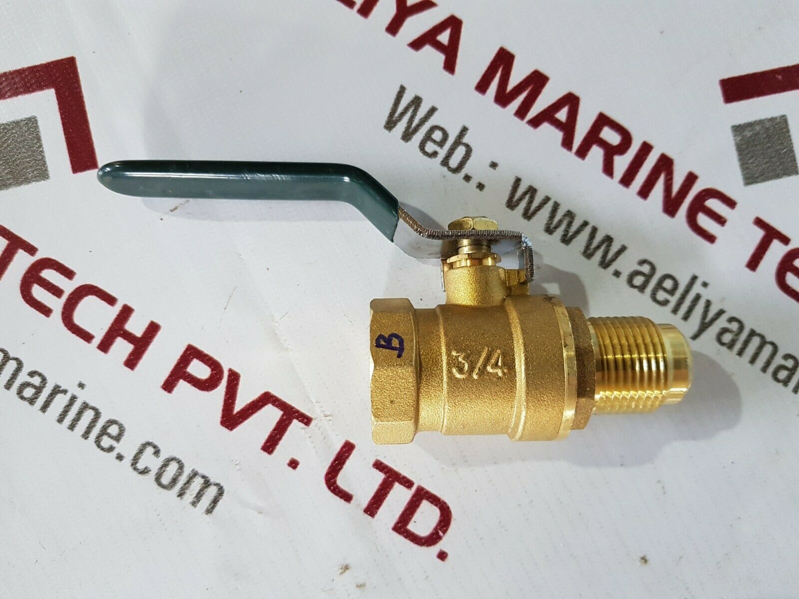 Honeywell 3/4 brass ball valve