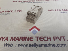 Set of 19x Omron pyf-14a-n socket 
