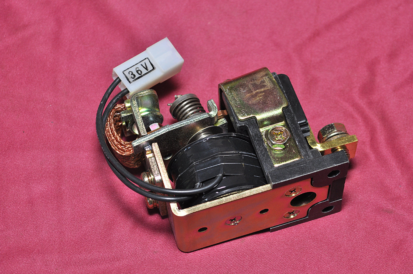 Toyota electric forklift contactor 36v coil contact