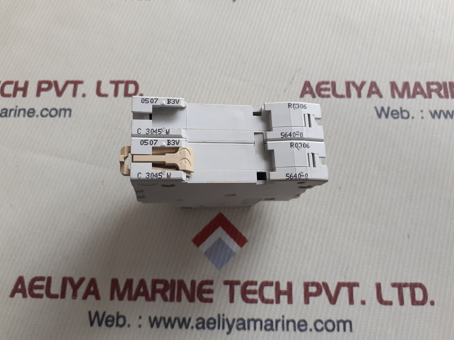 Merlin multi 9 c60h c20 circuit breaker