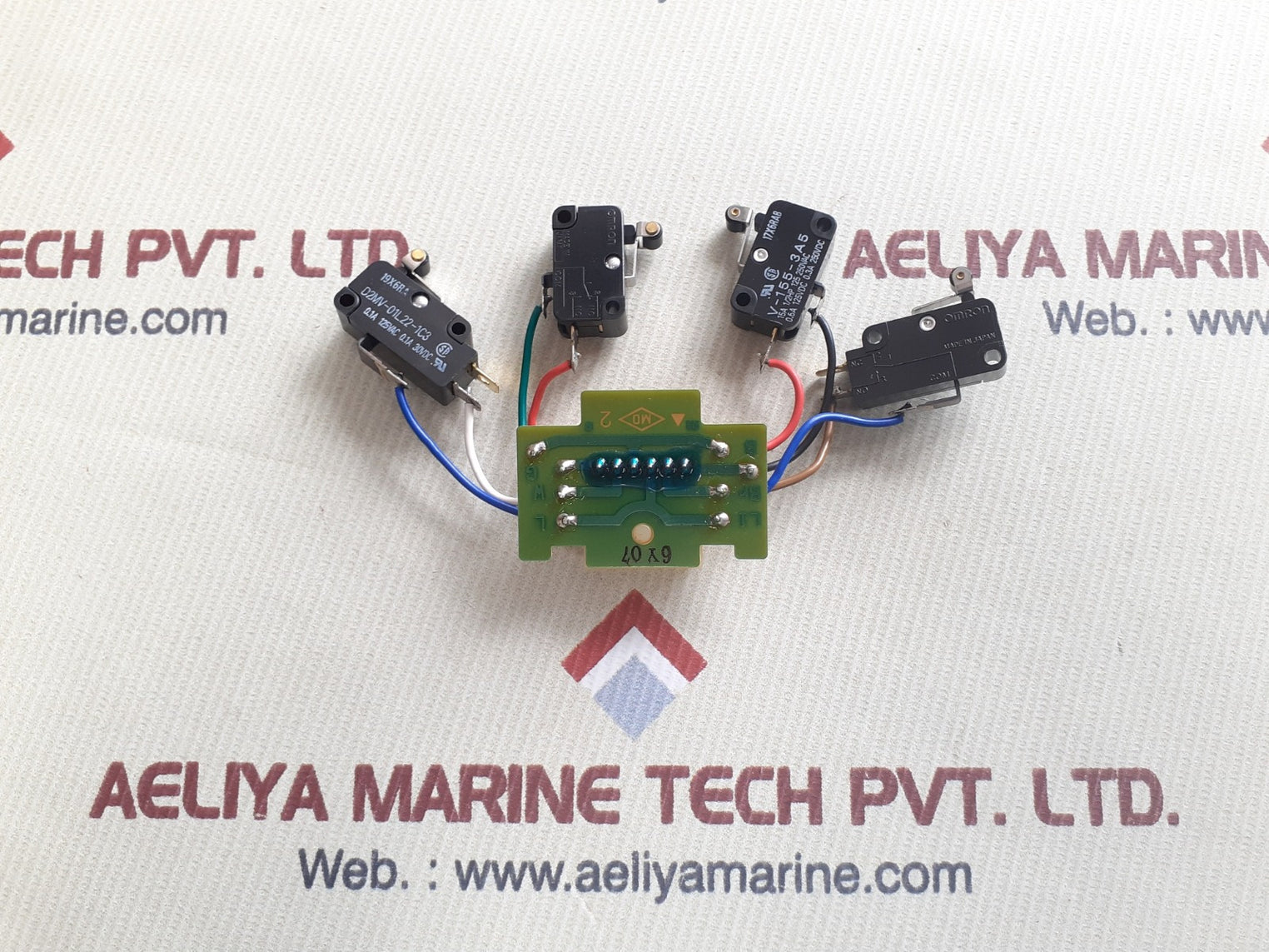 Toyota 33622-13500-71 switch
