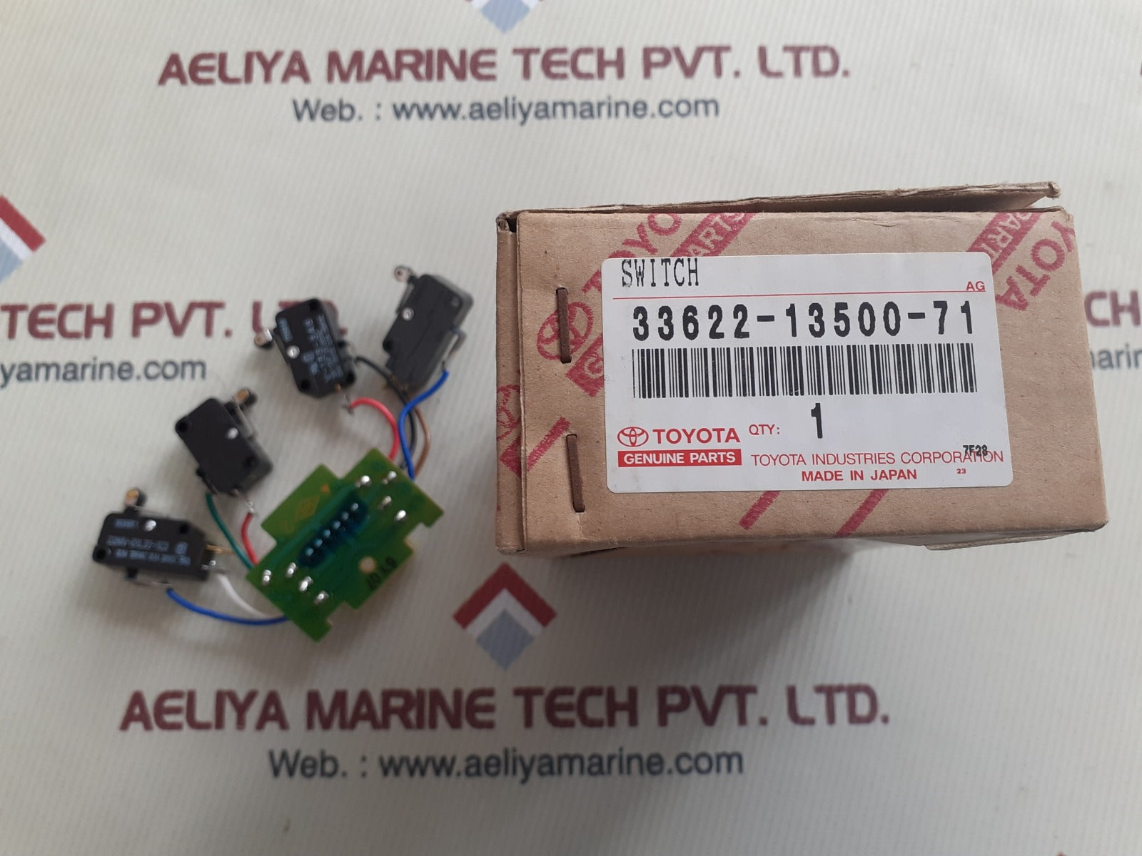 Toyota 33622-13500-71 switch