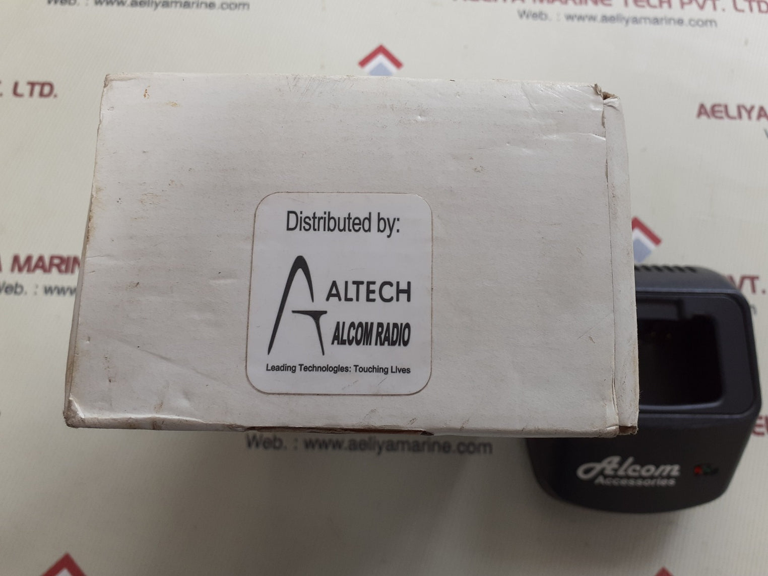 Alcom ch-1-9008 single charger for motorola