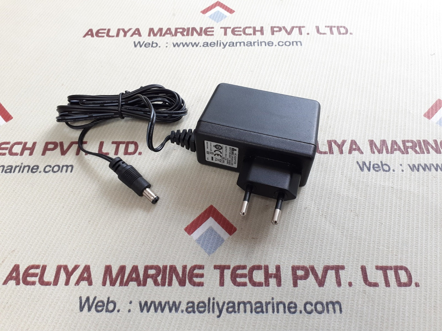 Alcom ch-1-9008 single charger for motorola