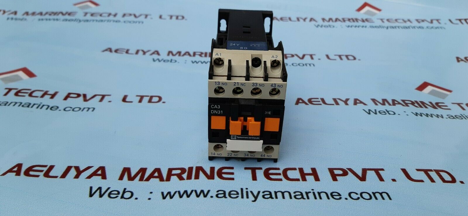 Telemecanique ca3 dn31bd control relay
