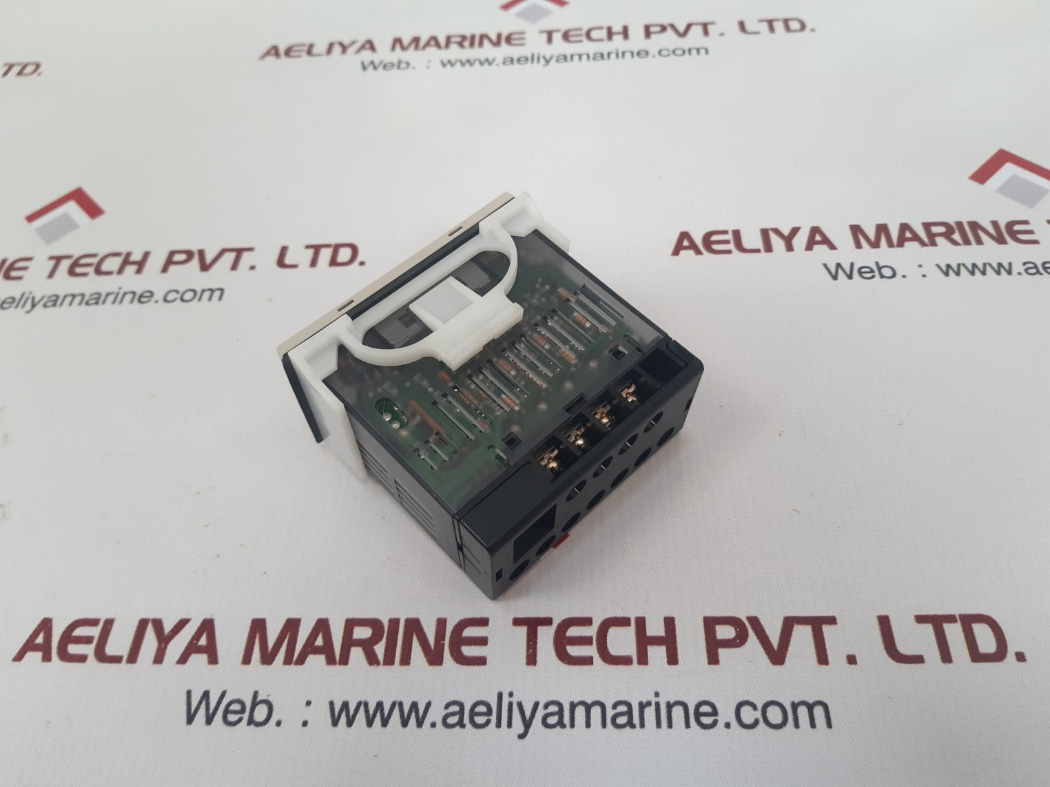 Omron h7hp-ad total/time counter New