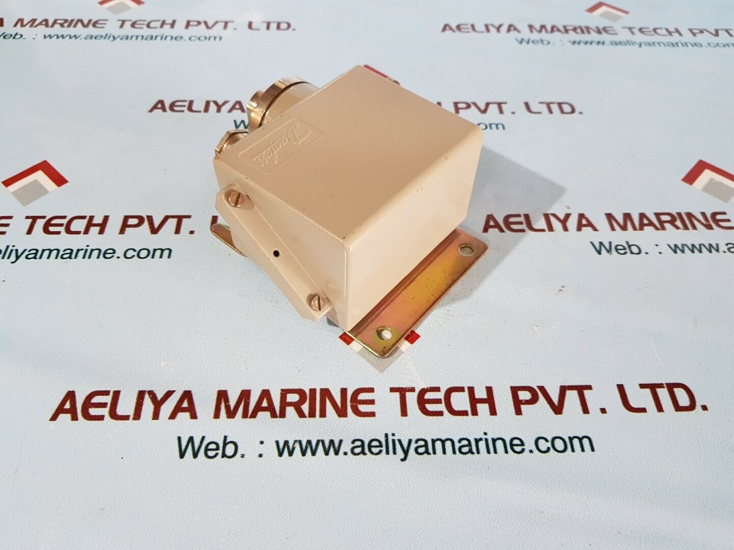 Danfoss kps 45 pressure switch 060-3121 105