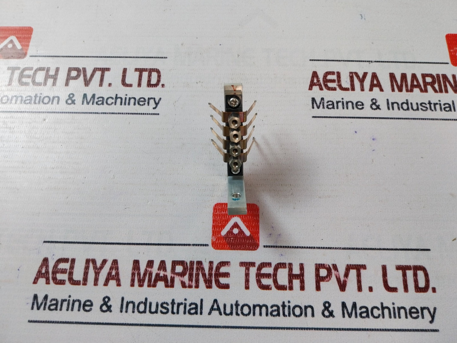 3107.9154 Brush For Alpha Midi Course Gyro Compass 102393804/102393794