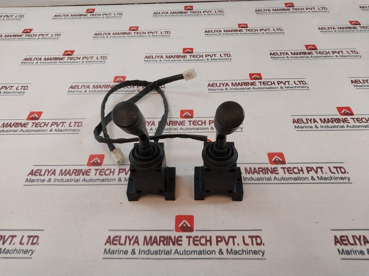 32301130 20E19 Joystick Controller