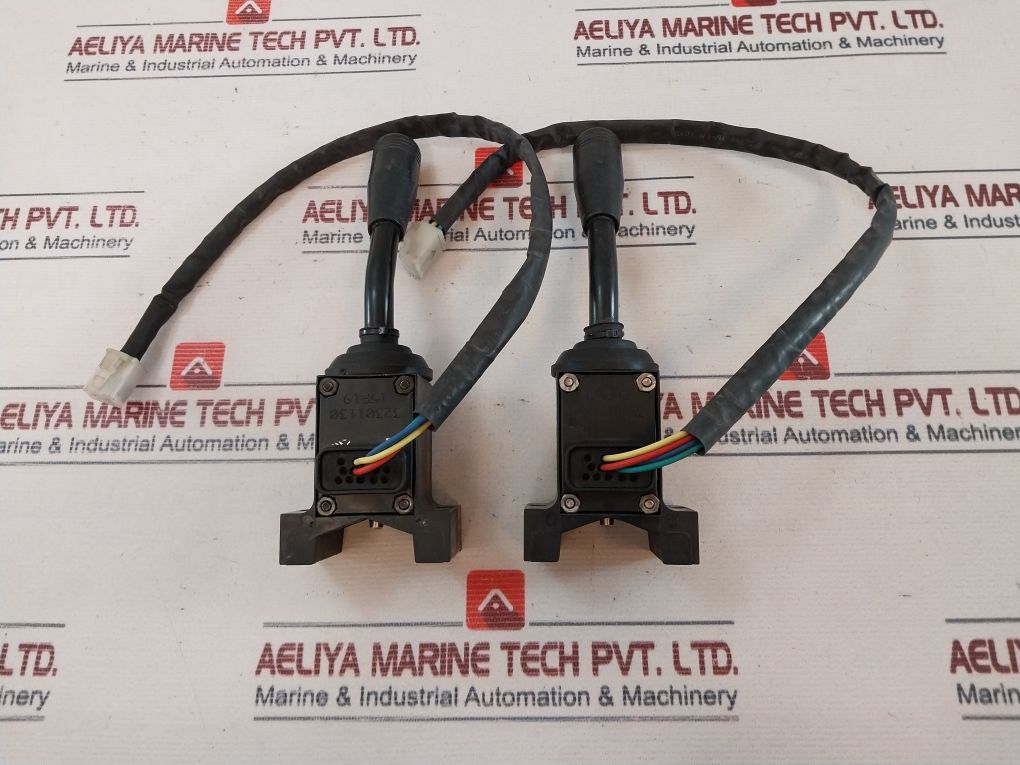 32301130 20E19 Joystick Controller