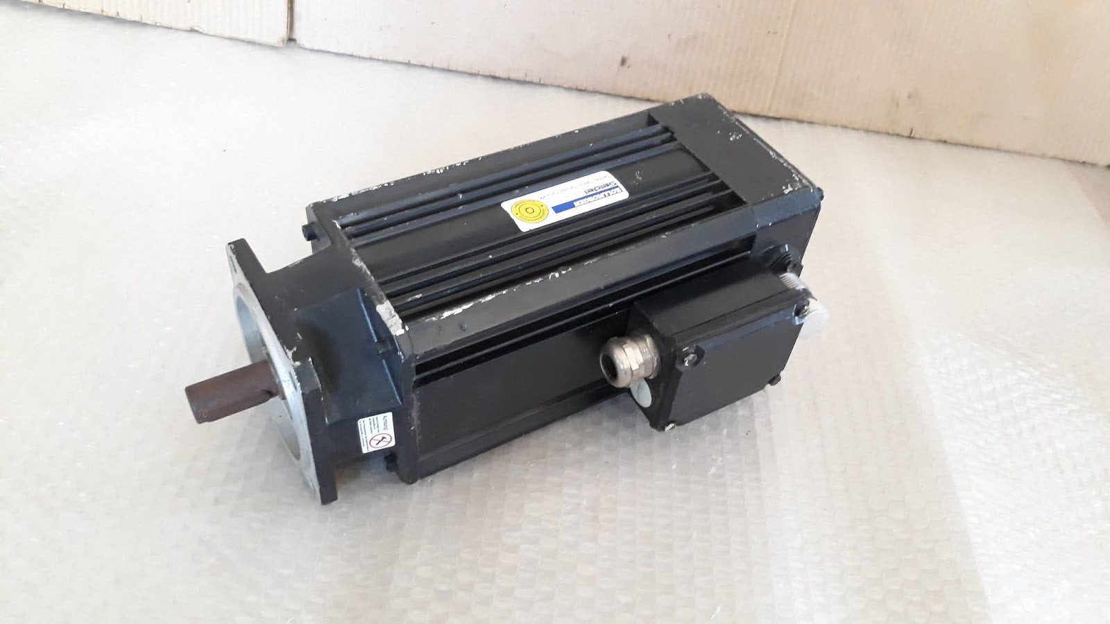 Kollmorgen sm 56-l-3000-g-ibk 73642 servo motor 