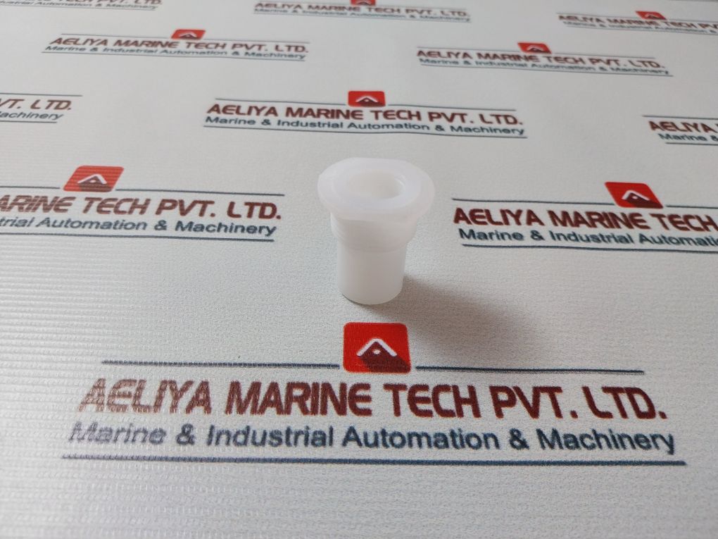 324042 Nylon Bush, Male