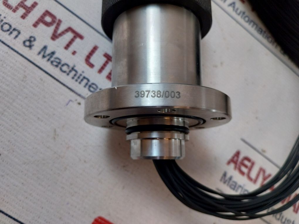 39738/003 M04983 Inductive Sensor