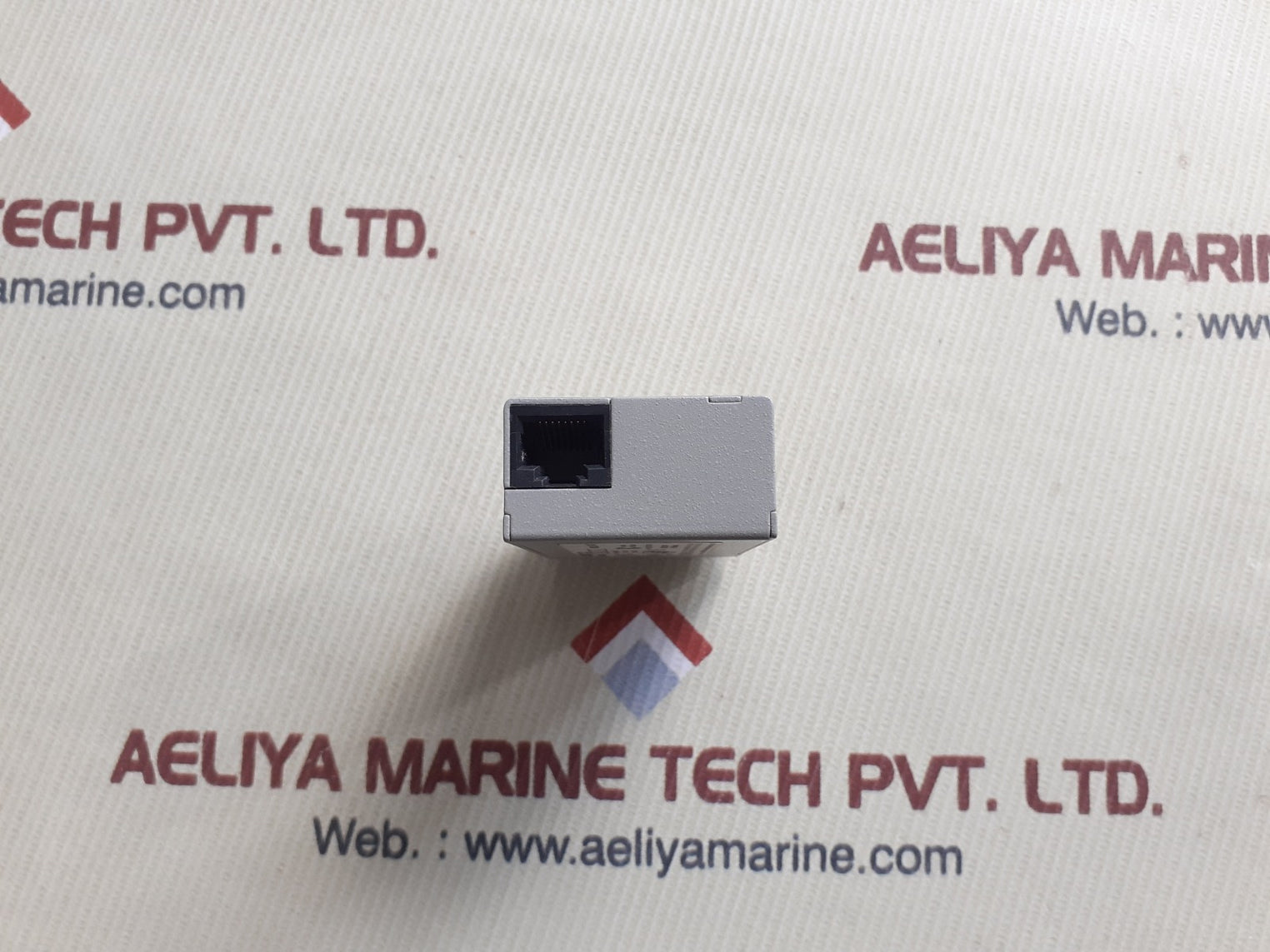 Allied telesyn at-210ts centrecom twisted pair transceiver