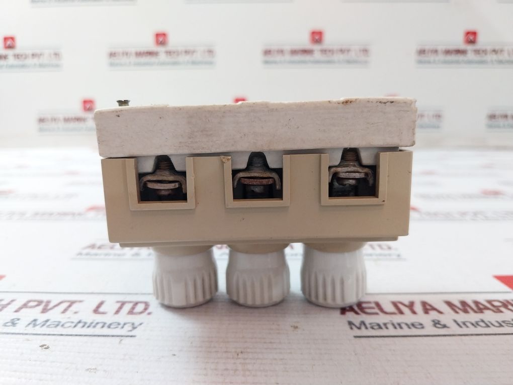 3X25A-500V Fuse Holder 4500/M