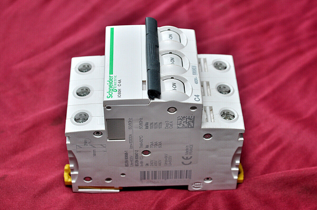 Schneider electronic ic60h c4a circuit breaker