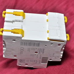 Schneider electronic ic60h c4a circuit breaker