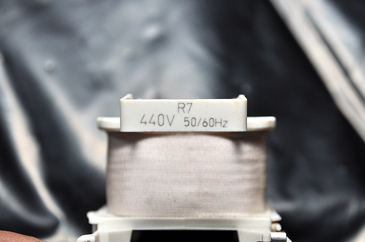 telemecanique coil lxd1r7