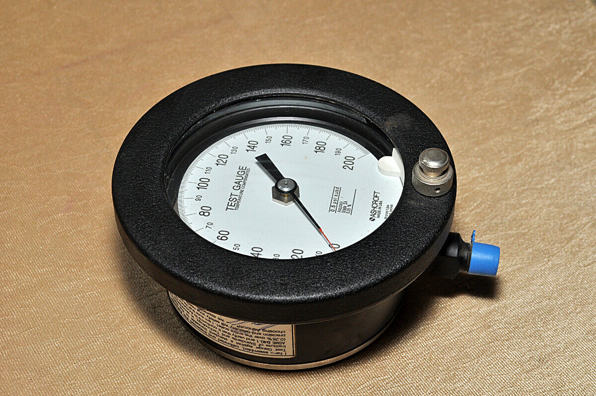 Ashcroft 0.5 psi subd test gauge temperature compensated