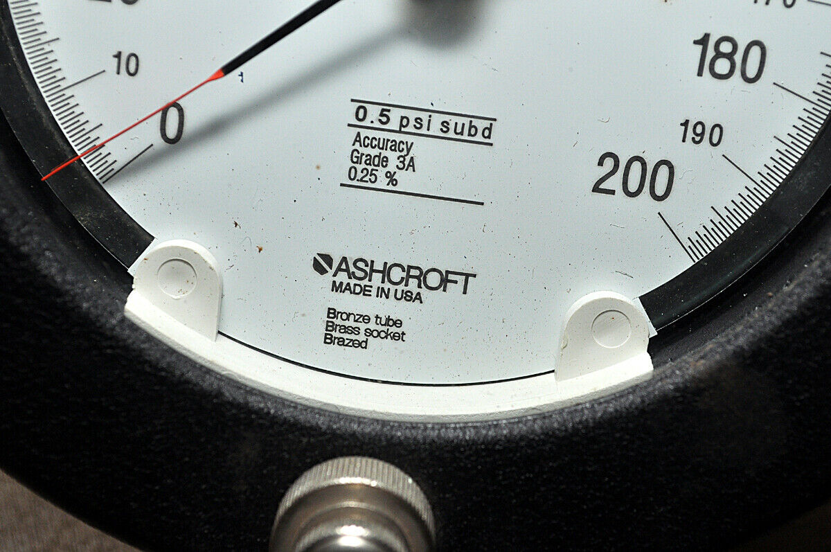 Ashcroft 0.5 psi subd test gauge temperature compensated