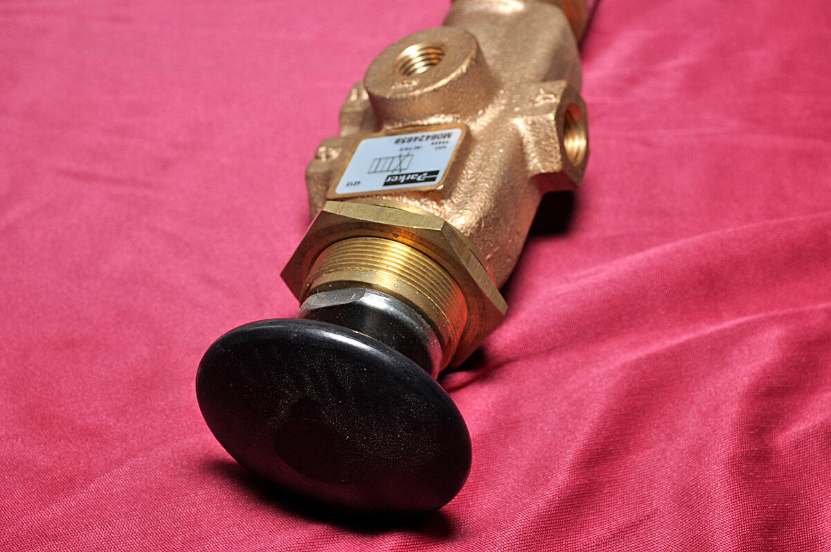 Parker M06424659 Valve