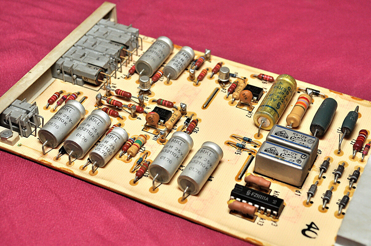 Siemens e53151-a1407-l1 card