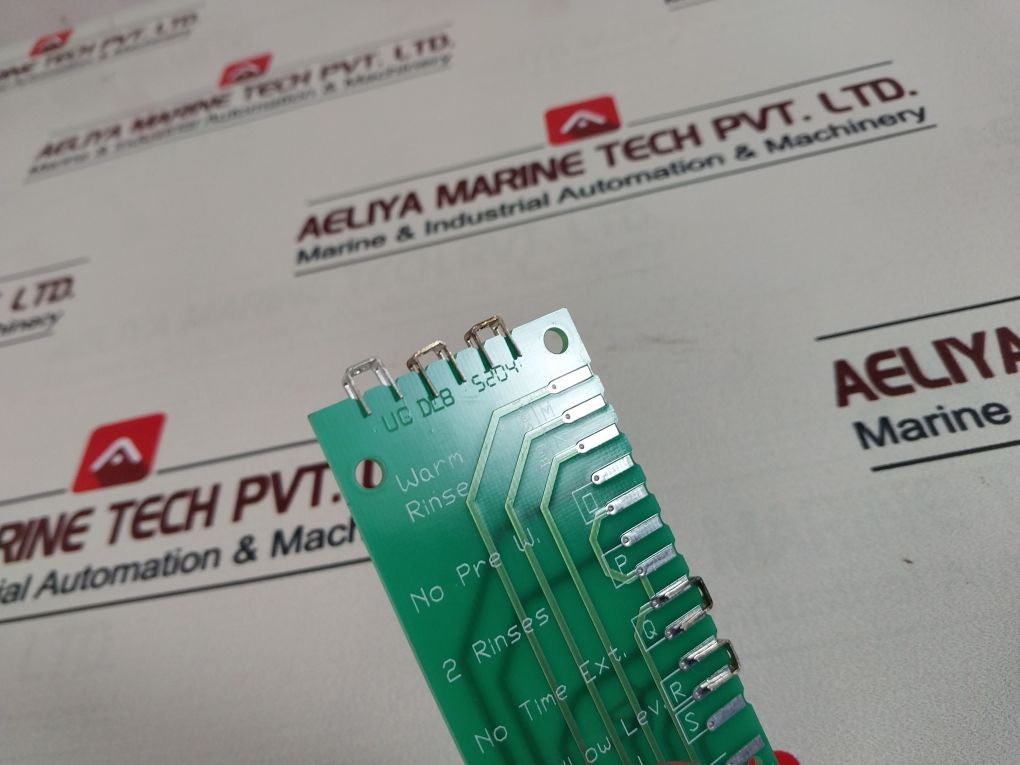 438 87 89 01 Pcb