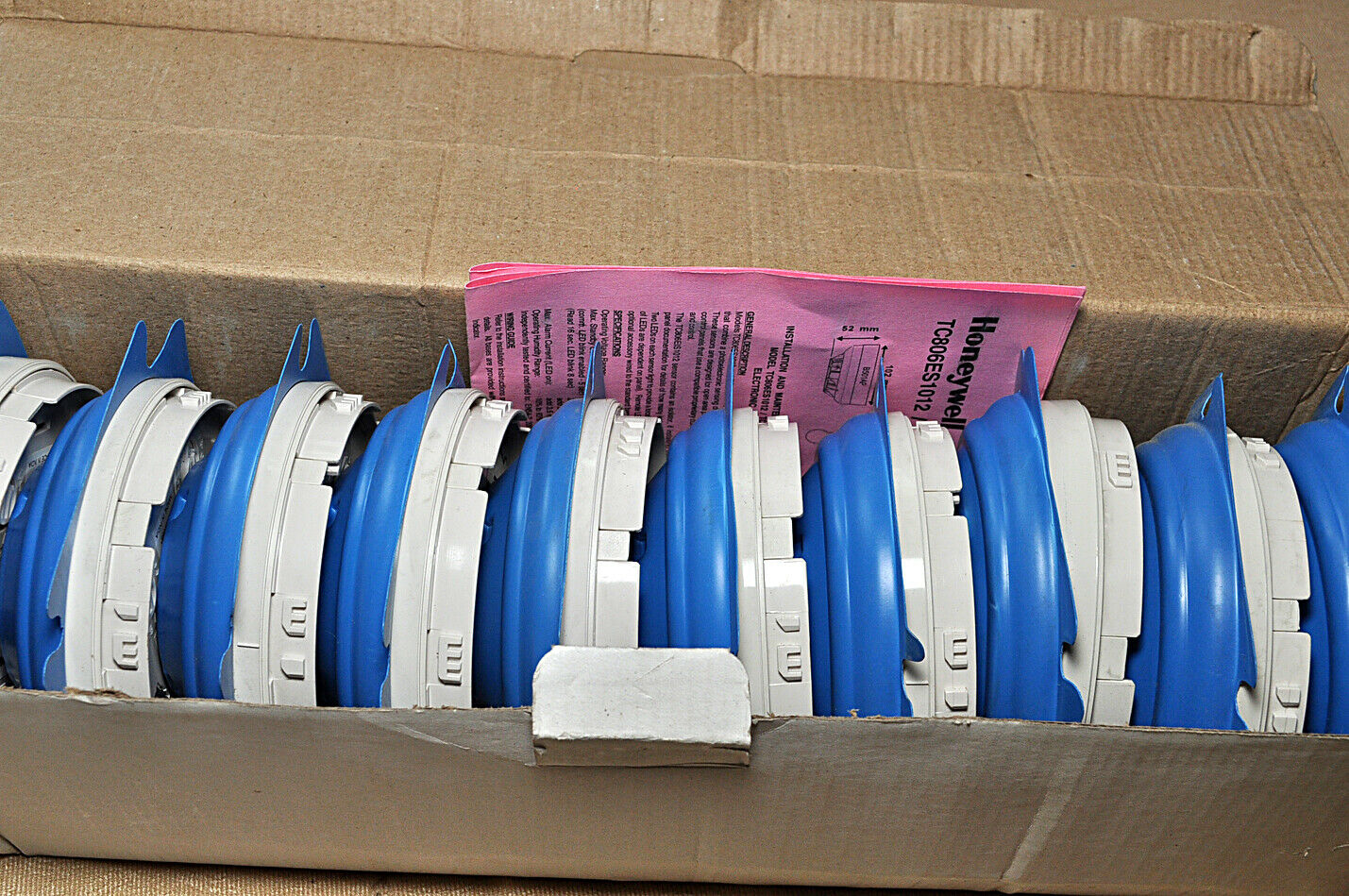 Honeywell tc806es1012-iv photo-electronic smoke sensor