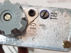 Danfoss kp63 temperature control 060l2007 with box