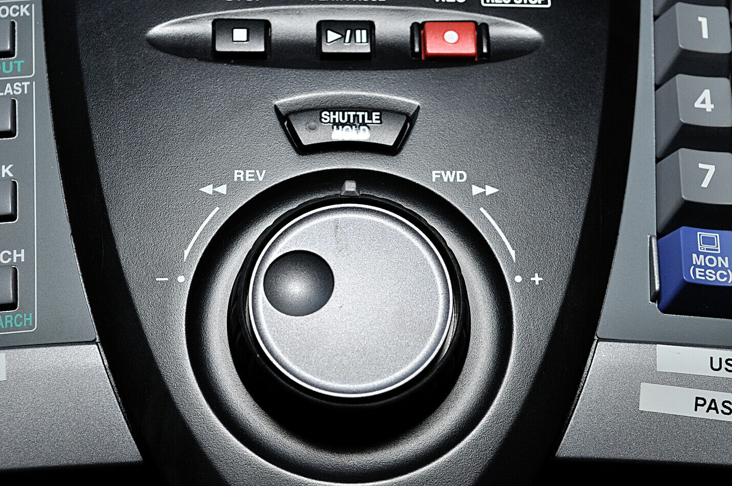 Panasonics wv-cu650 system controller with joy stick