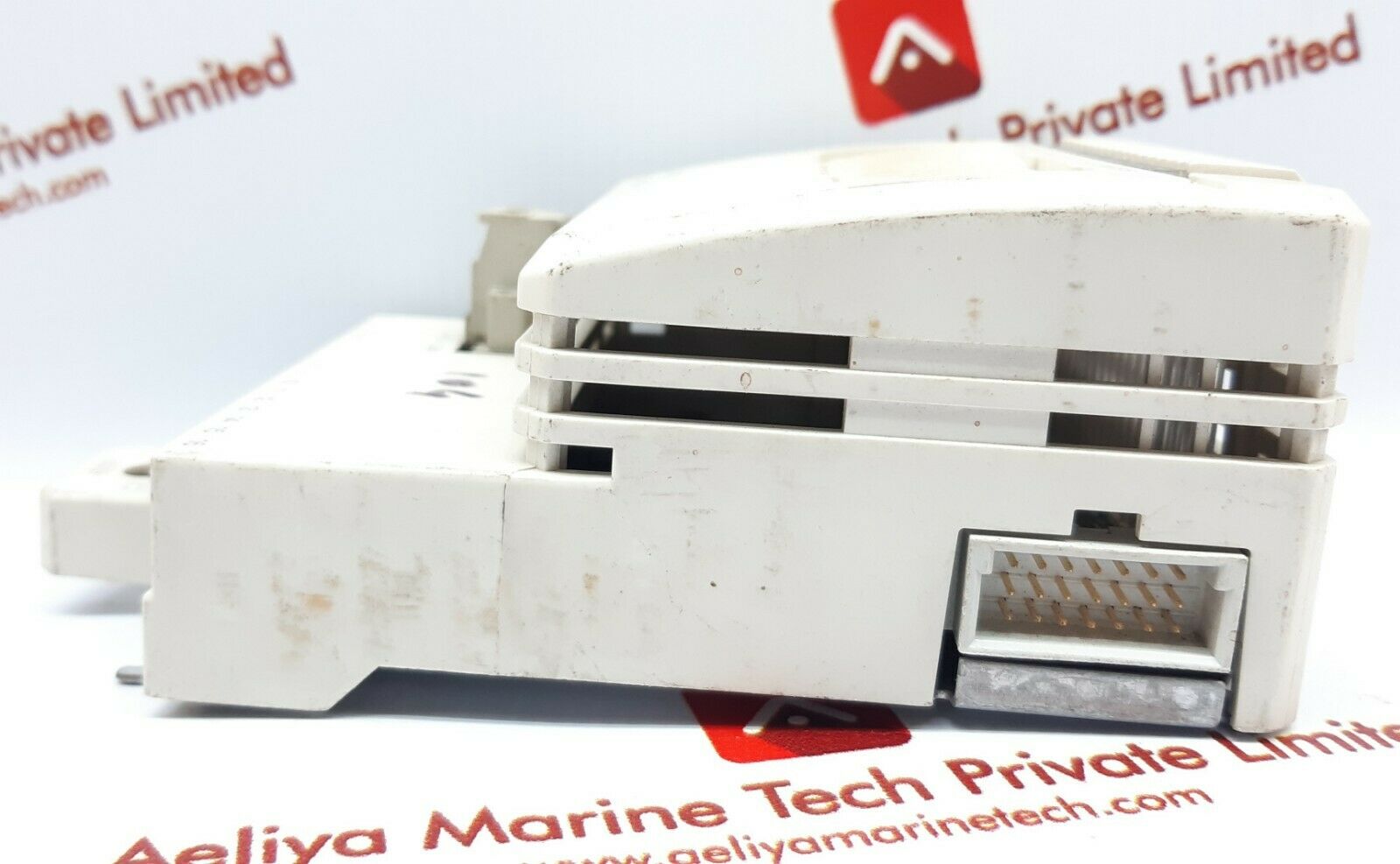 ABB do801 3bse020510r1 digital output