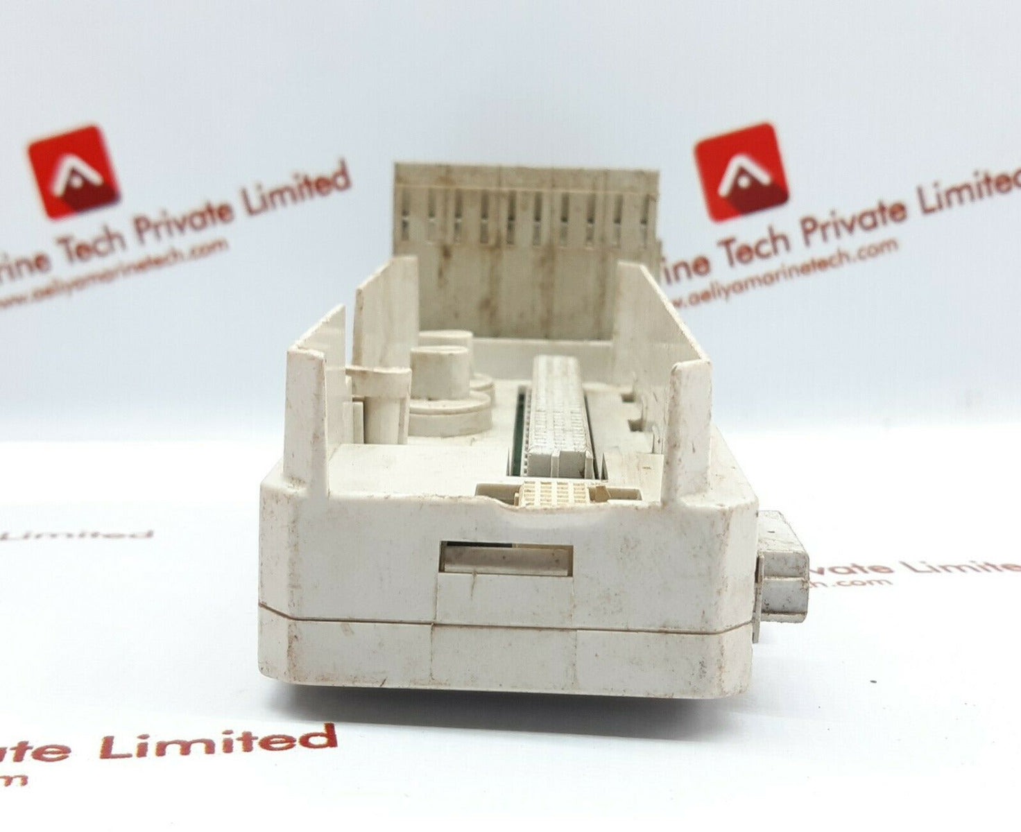 ABB 3bse013230r1 tu810v1 compact module termination 