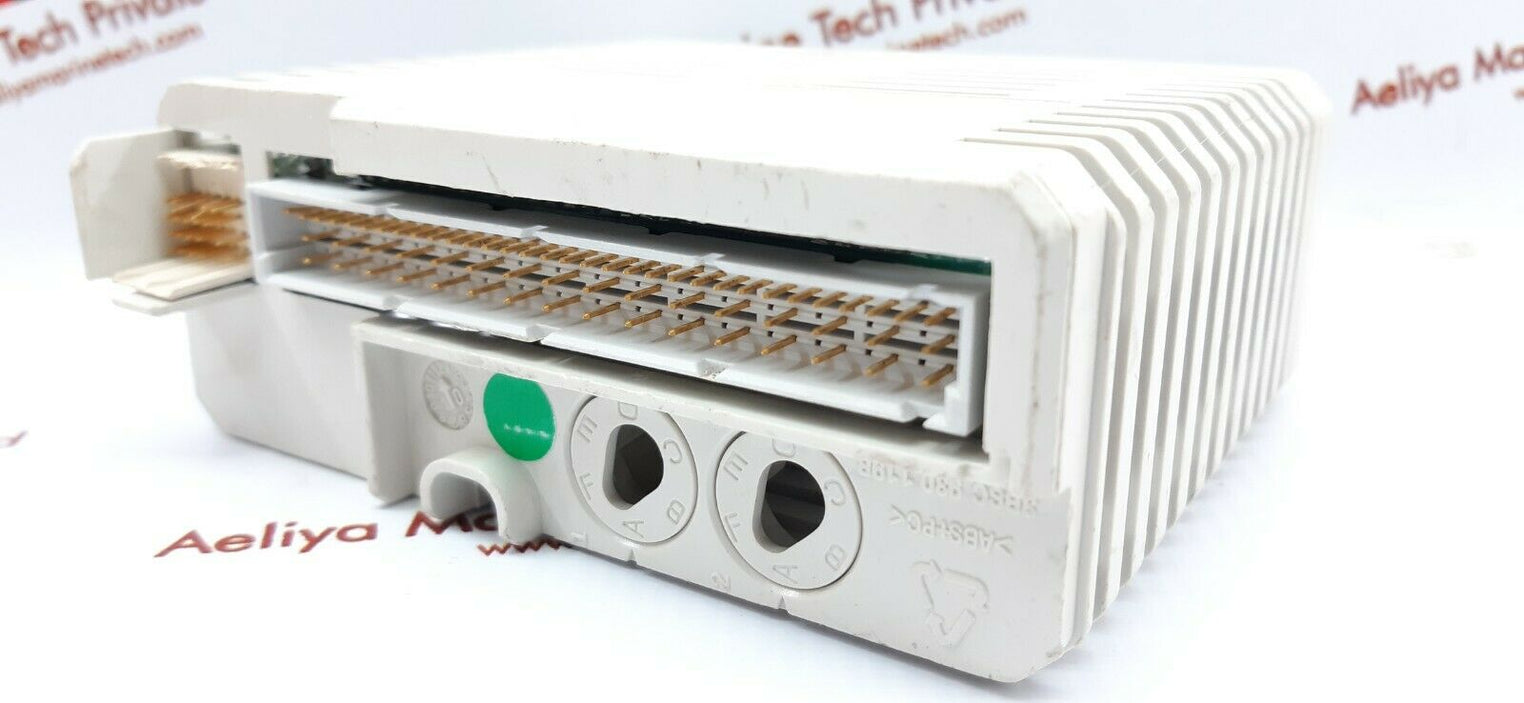 ABB do810 3bse008510r1 digital output module 16ch 24v 0.5a