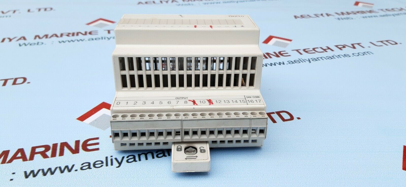 ABB dI210 digital output module 492953401 24vdc