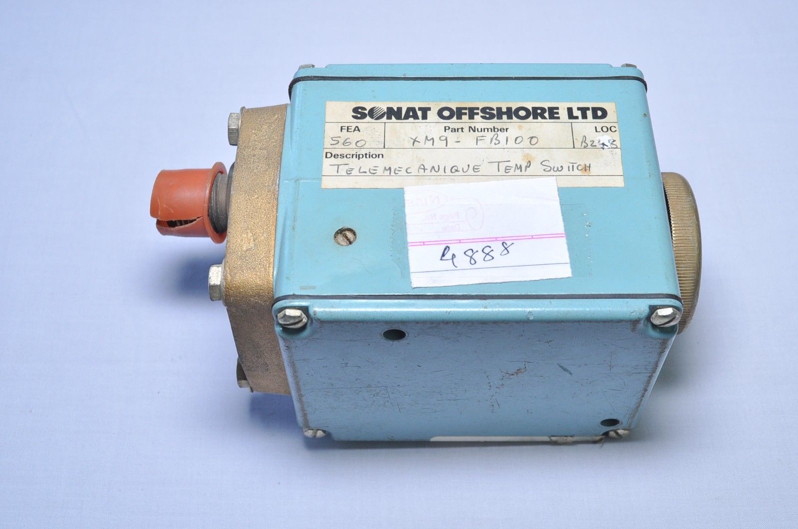 Telemecanique xm9-fb100 temperature switch 600v