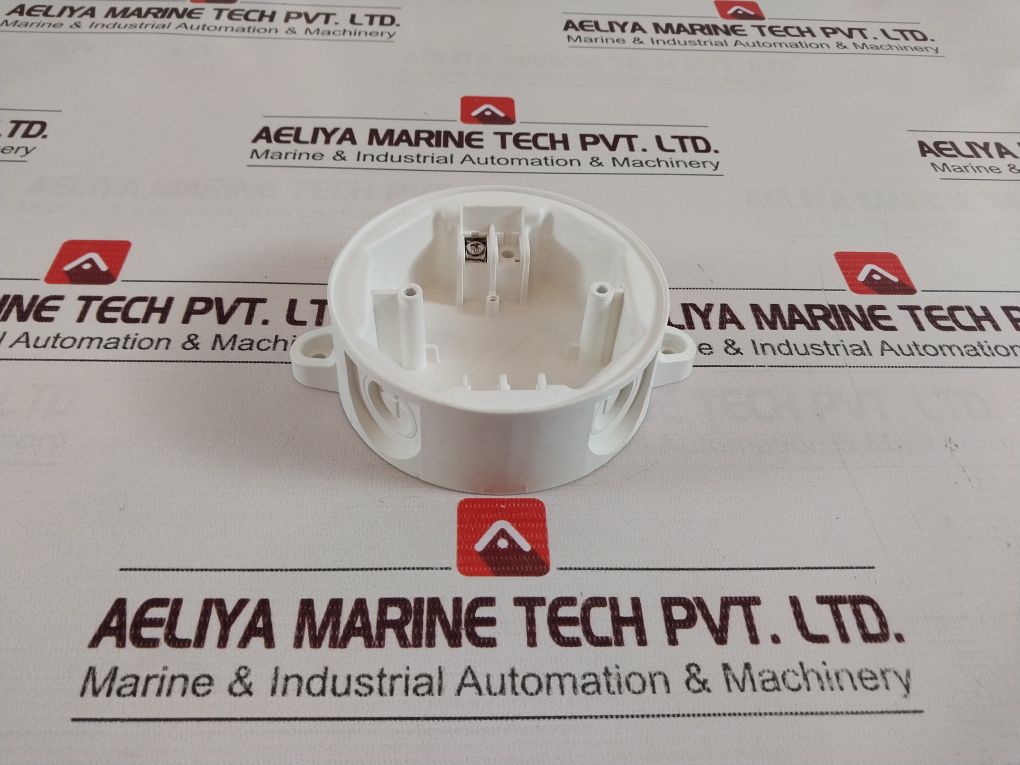 4B-dhm Deckhead Mounting Base 398/02