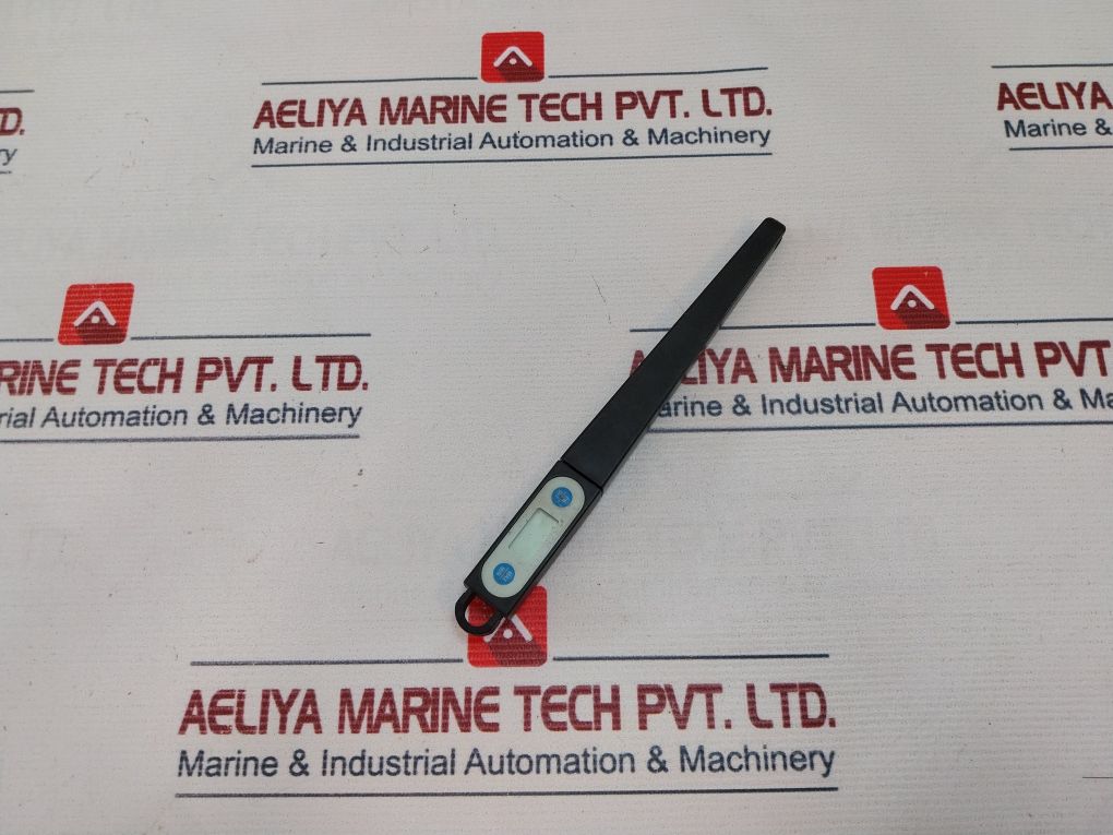 -50°C To + 150°C Digital Pocket Thermometer 