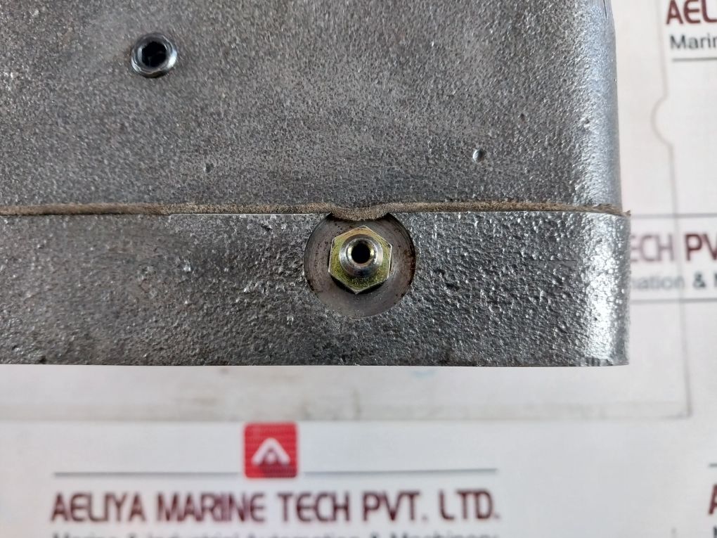 565220 Mult Disc Brake 300Mt Traction Winch