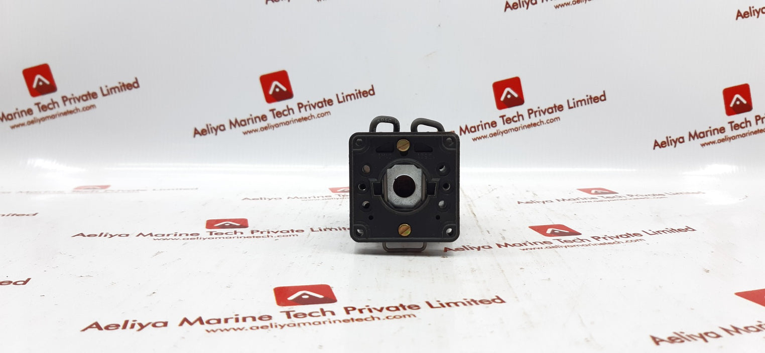 Telemecanique k1d012nch cam switch