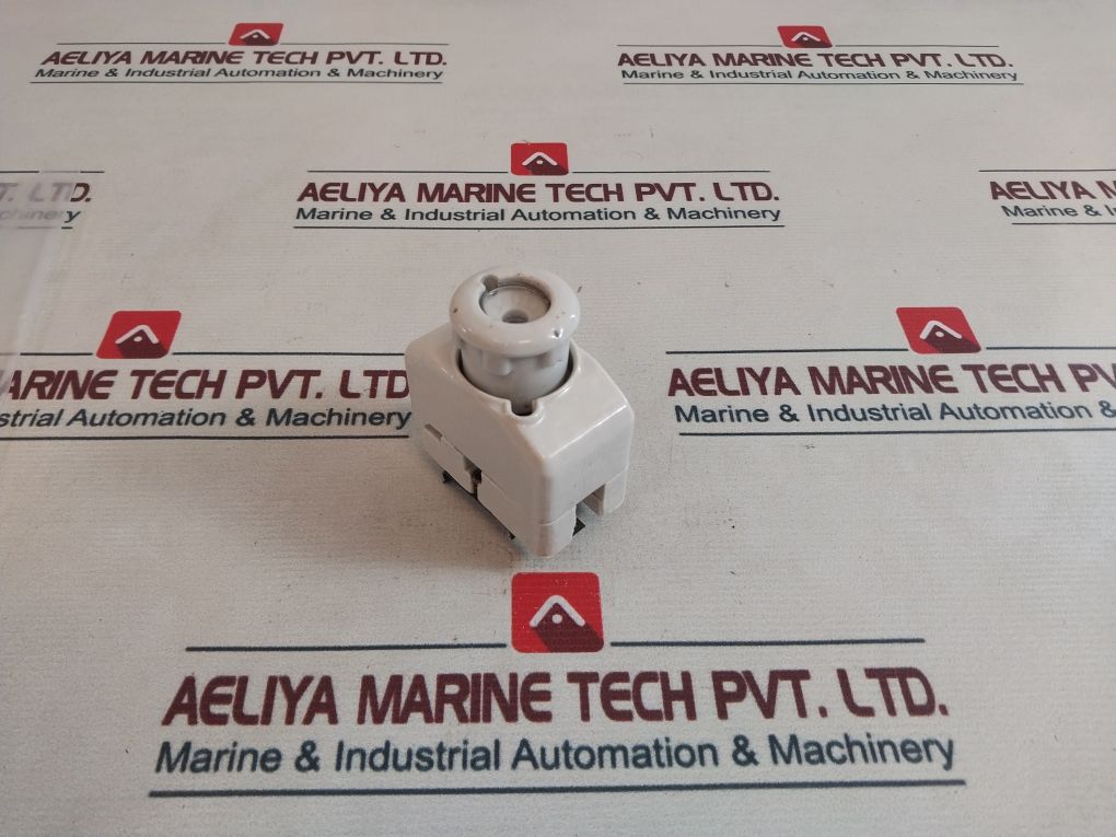 5A 500V Fuse Base 2714