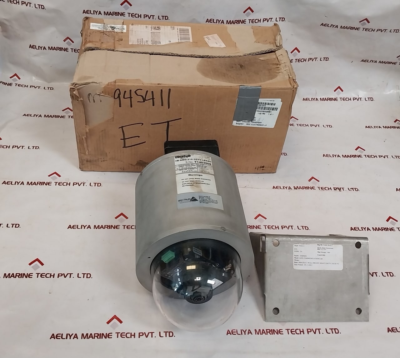 Techned Tb-amg-219 Cctv Lexan With Heavy Duty Bracket