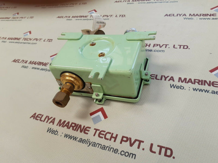 Saginomiya yns-c102wkq pressure controls