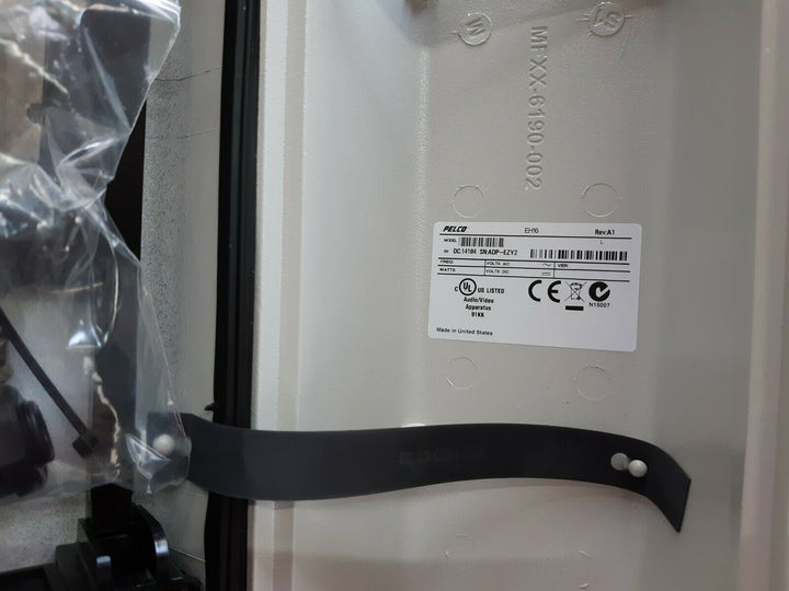Pelco eh16 vandal-resistant camera