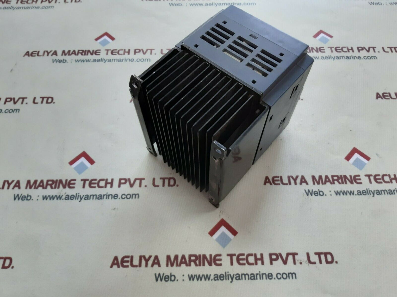 Fuji electric frenic-mini frn0004c2s-4a drive