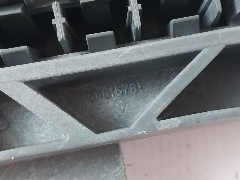 Abb 64616781 Insulating Support