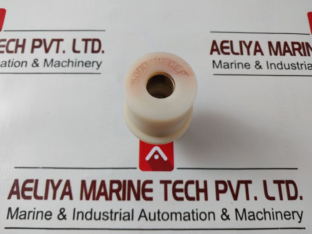 699-0550 Receptacle Interior