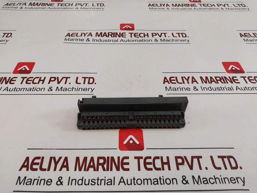 Siemens 6Es7 392-1Bj00-0Aa0 Connector Module