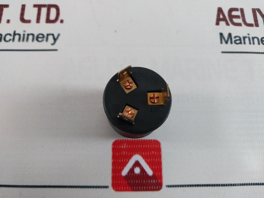 Lot Of 2X 7.9154.92.618 Switch Lock For Contactor