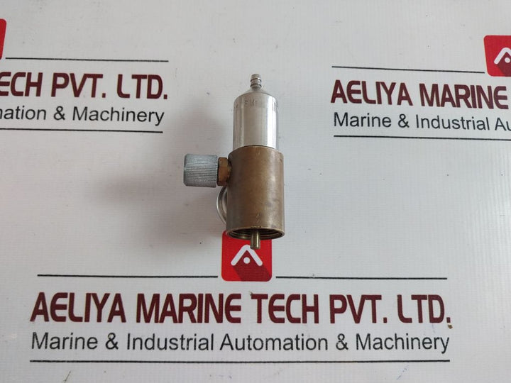 713 1.5 Lpm Regulator